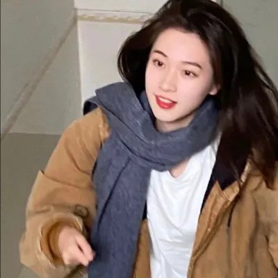 封总您闺女又去天桥摆摊了