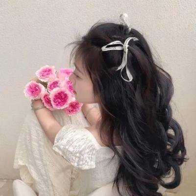 眼睛和嘴巴